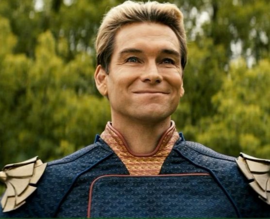 Homelander smile.jpg