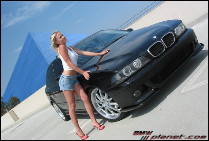 bmwplanet_lee_5series_amy.jpg