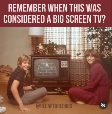 SM-57e-old-school big screen tvs-CRPD-USED.JPG