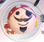 b-412472-Funny_Cake_.jpg