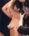 Live-naked-Video-Lady-gaga-strip-naked-during-performance-on-stage-01.jpg