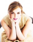 Elizabeth-Henstridge-elizabeth-henstridge-36992435-403-523.jpg