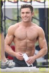 zac-efron-goes-shirtless-for-tarzan-like-baywatch-moment-02.jpg