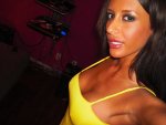 yellowdress 2008 013.jpg