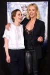 charlize-theron-4.jpg