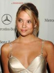 ashley-benson-s2204x3000-433828.jpg