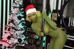 2017-12-08-grinch-013.jpg