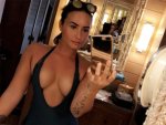 Demi-Levato-boobs-630x473.jpg