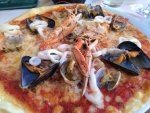 El-Capitano-seafood-pizza.jpg