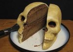 95_skull_cake.jpg