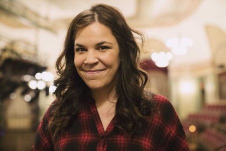 Lindsay-Mendez-21[1].jpeg