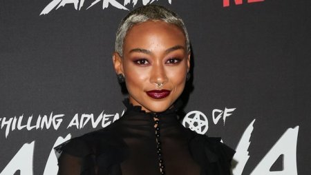 tati-gabrielle-facts-1540836821-list-handheld-0[1].jpg