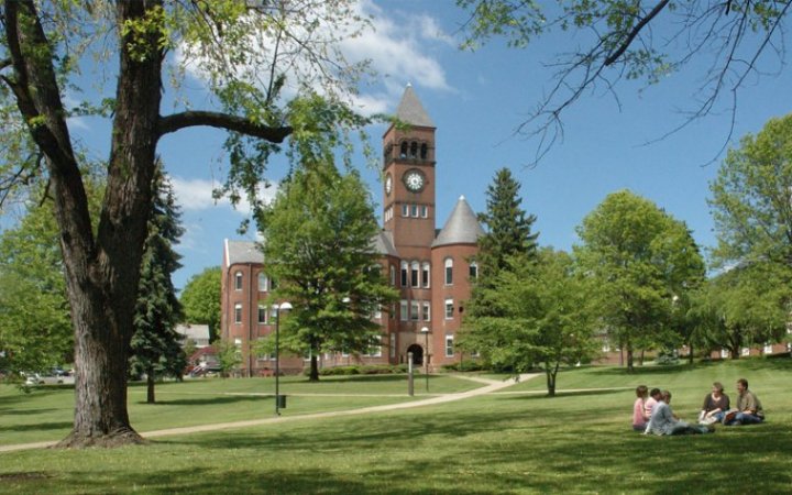 sru-campus.jpg