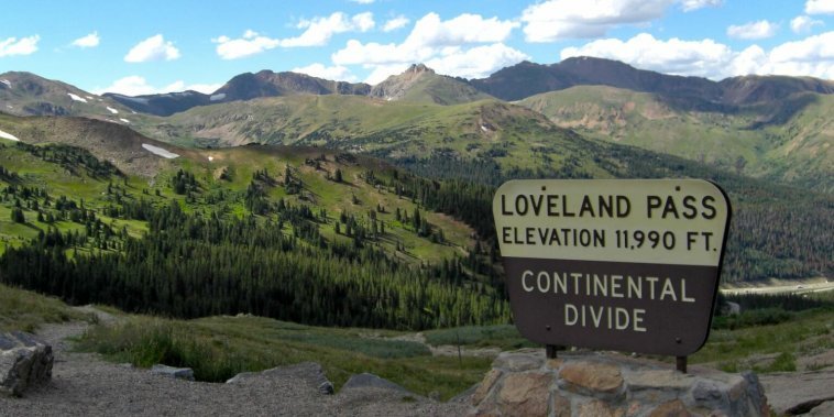 Loveland-Pass-CO-1600x800-1-1536x768.jpg