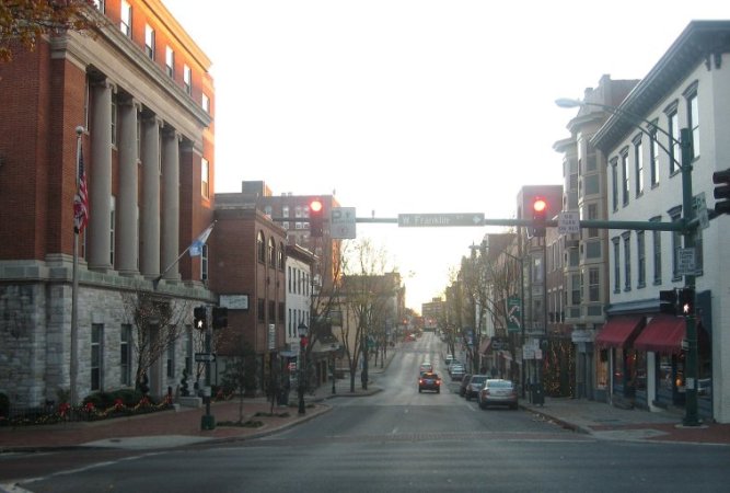 1599px-Hagerstown_Downtown_Potomac_St.jpg