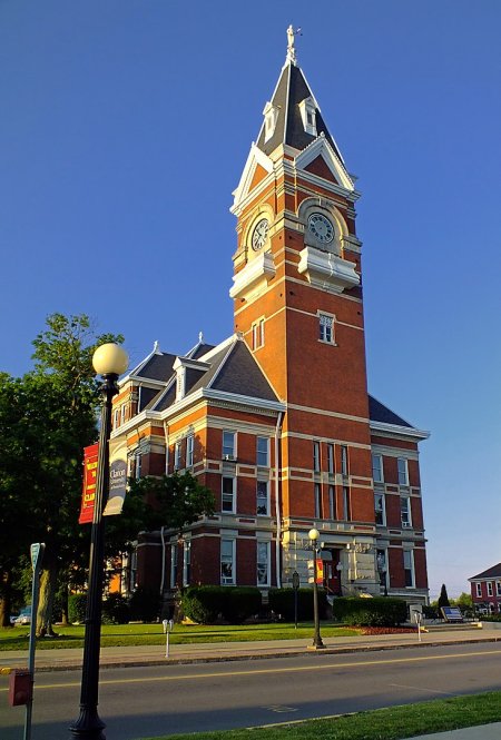 731px-Clarion_County_Pennsylvania_Courthouse.jpg